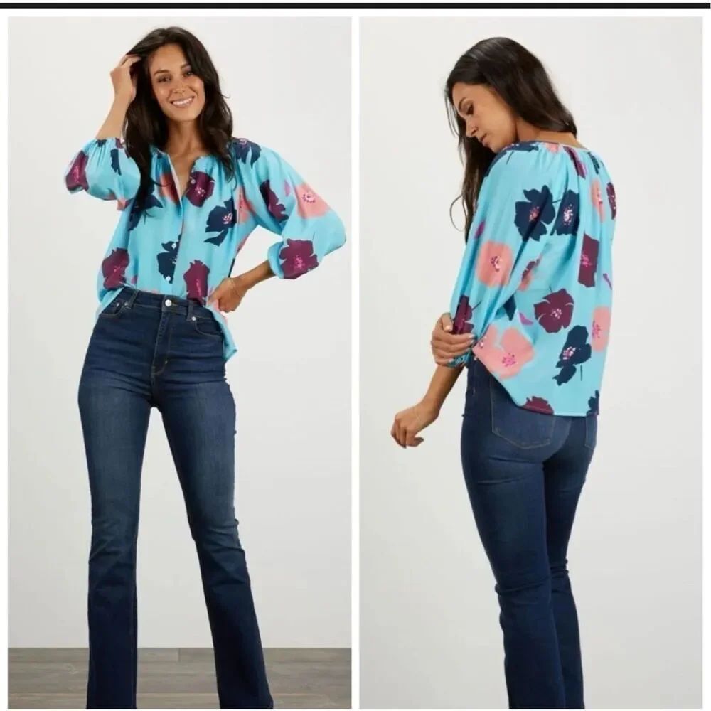 Tucker NYC 100% Silk the classic light blue poppies blouse XS